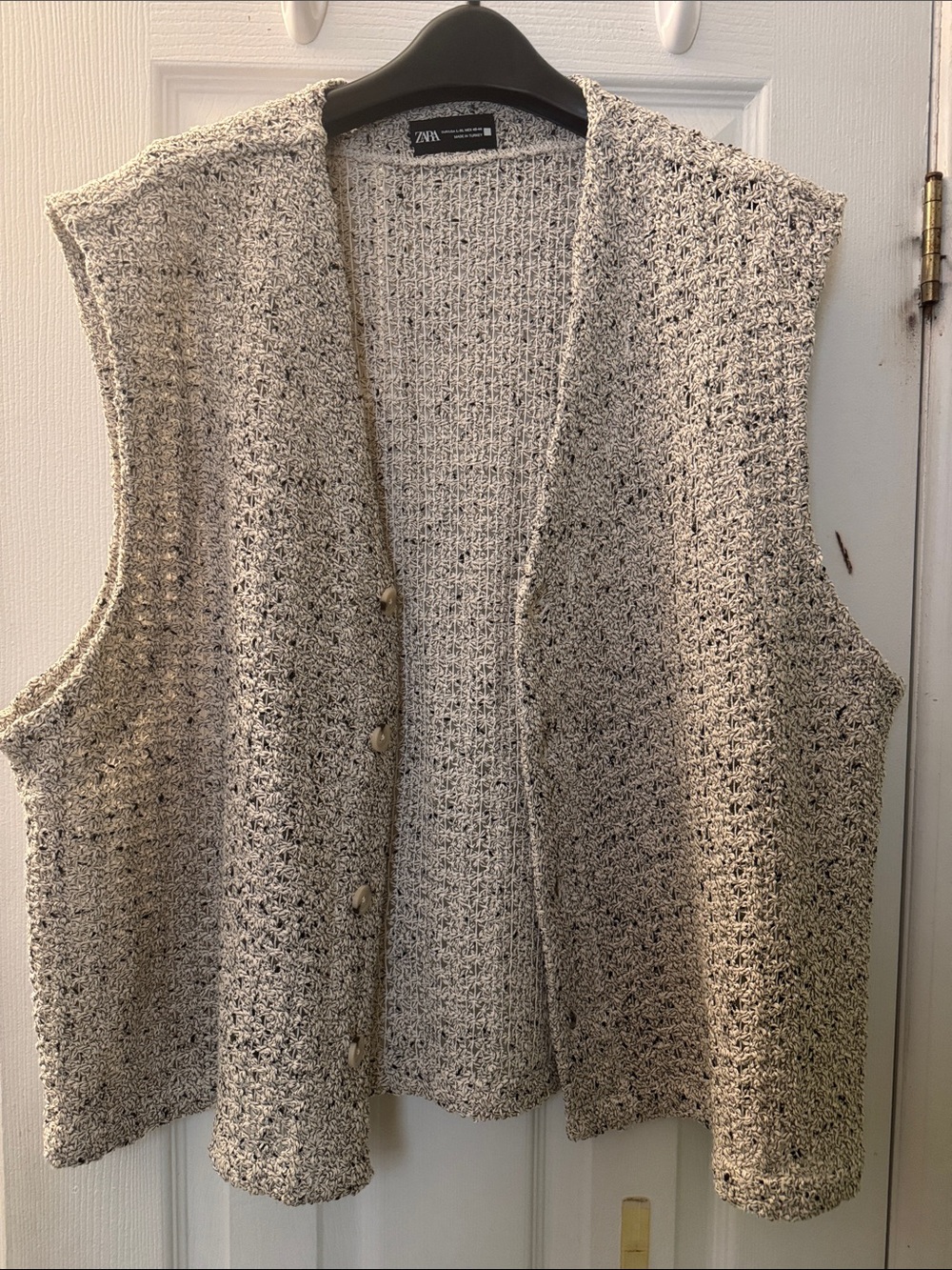 Zara Cream and Black Speckled Knit Button-Front Sweater Vest